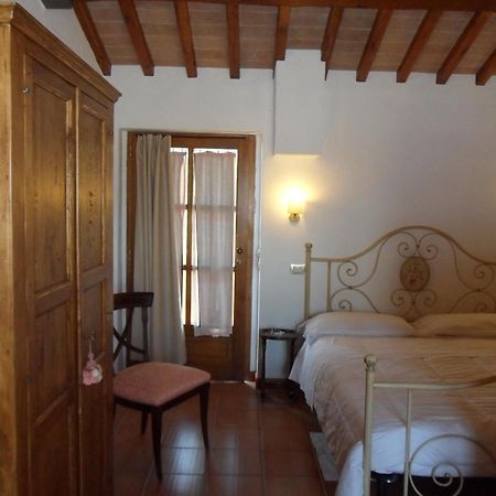 Fullino Nero Rta - Residenza Turistico Alberghiera Sienne Extérieur photo