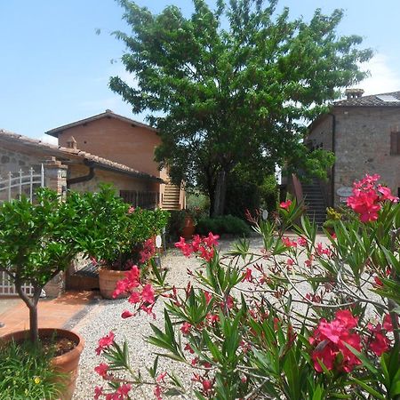 Fullino Nero Rta - Residenza Turistico Alberghiera Sienne Extérieur photo