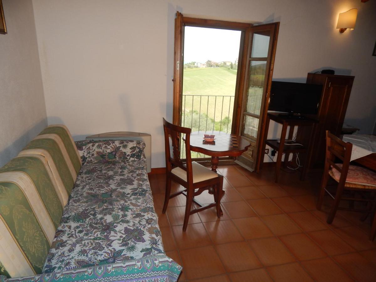 Fullino Nero Rta - Residenza Turistico Alberghiera Sienne Extérieur photo
