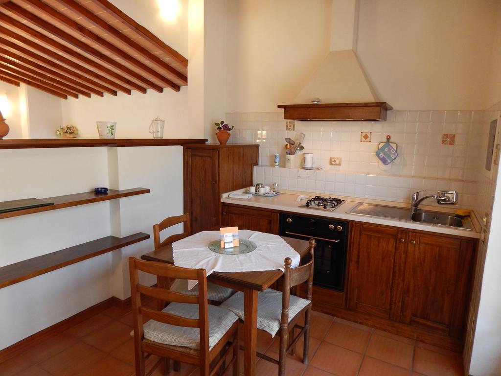 Fullino Nero Rta - Residenza Turistico Alberghiera Sienne Extérieur photo