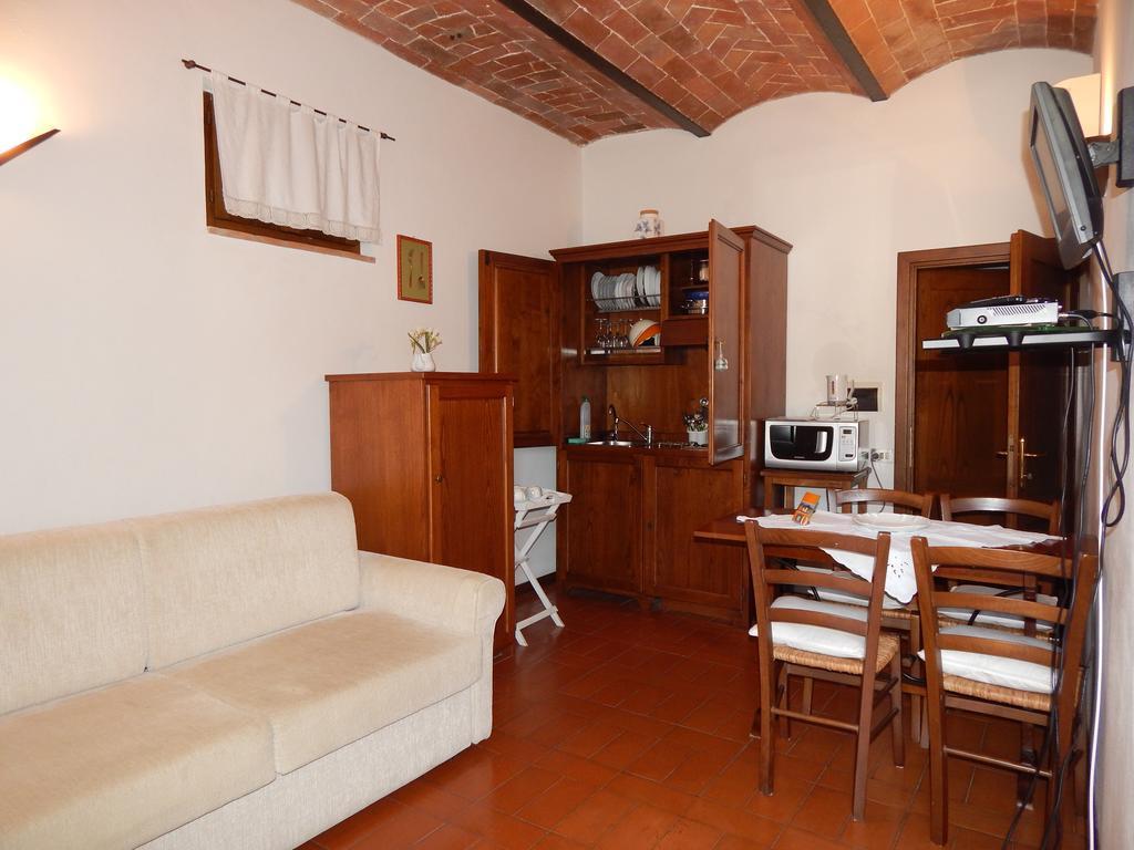 Fullino Nero Rta - Residenza Turistico Alberghiera Sienne Extérieur photo