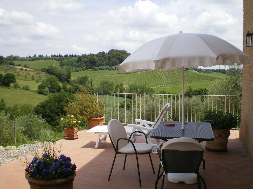 Fullino Nero Rta - Residenza Turistico Alberghiera Sienne Extérieur photo
