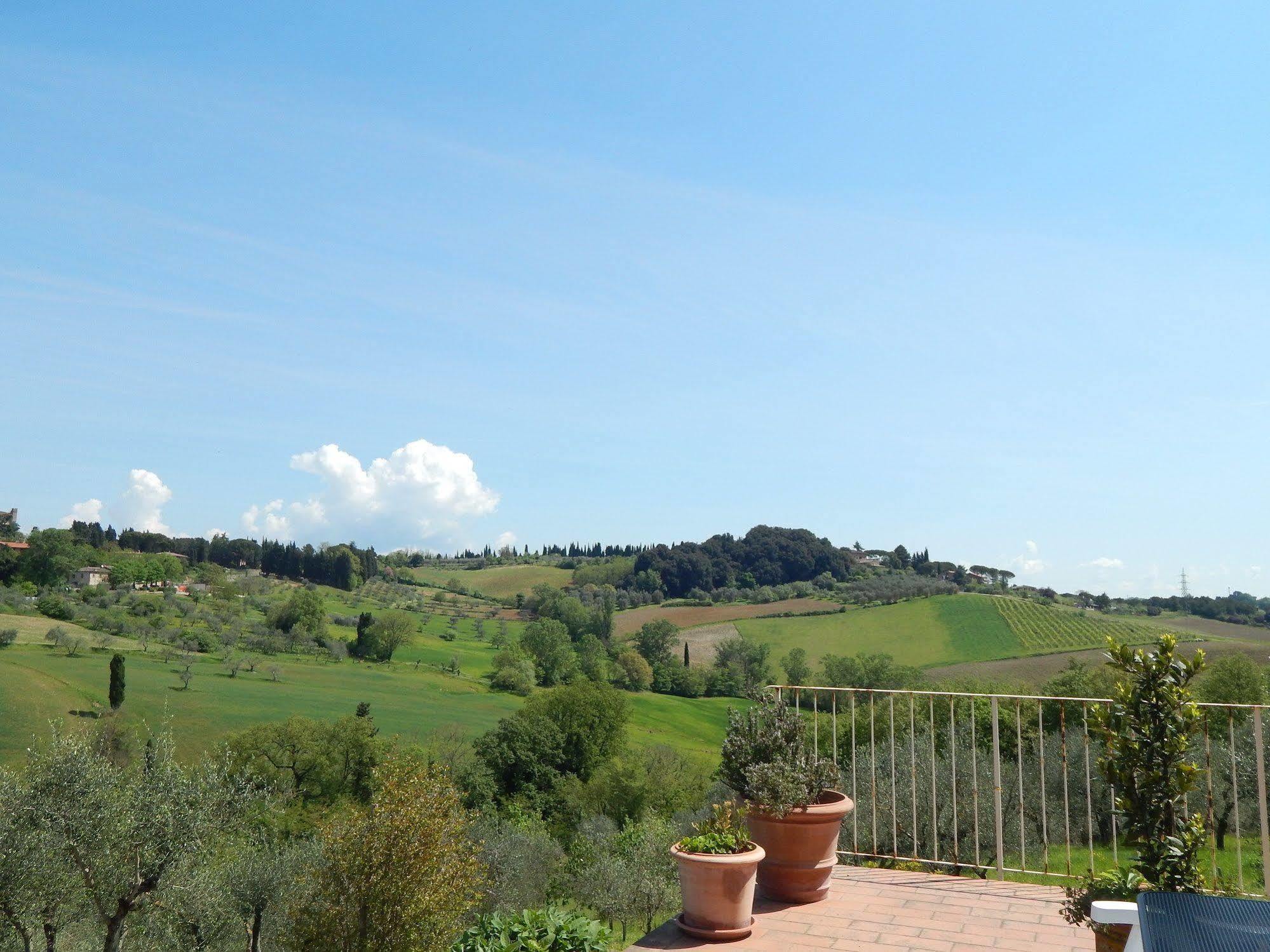 Fullino Nero Rta - Residenza Turistico Alberghiera Sienne Extérieur photo