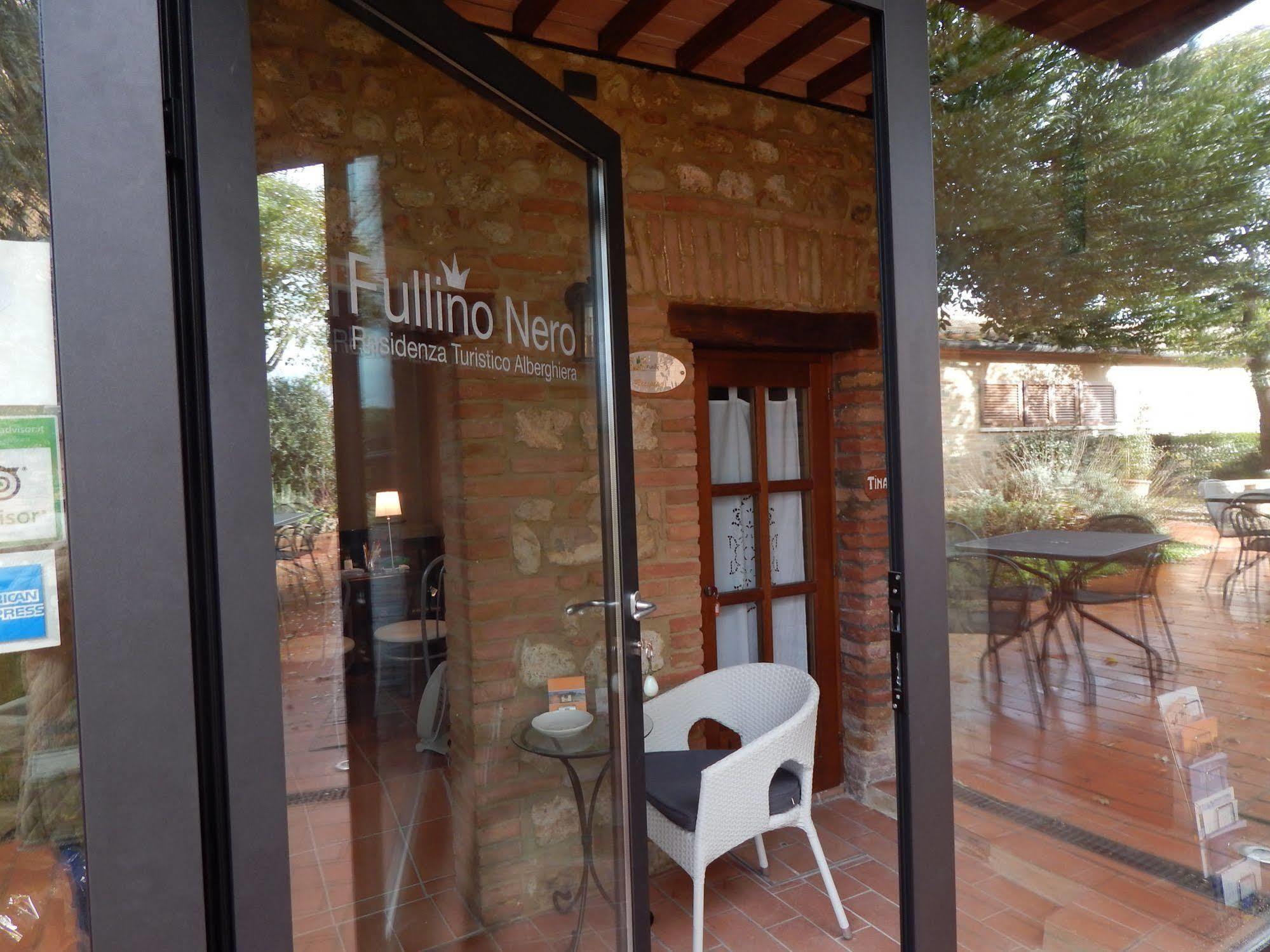 Fullino Nero Rta - Residenza Turistico Alberghiera Sienne Extérieur photo
