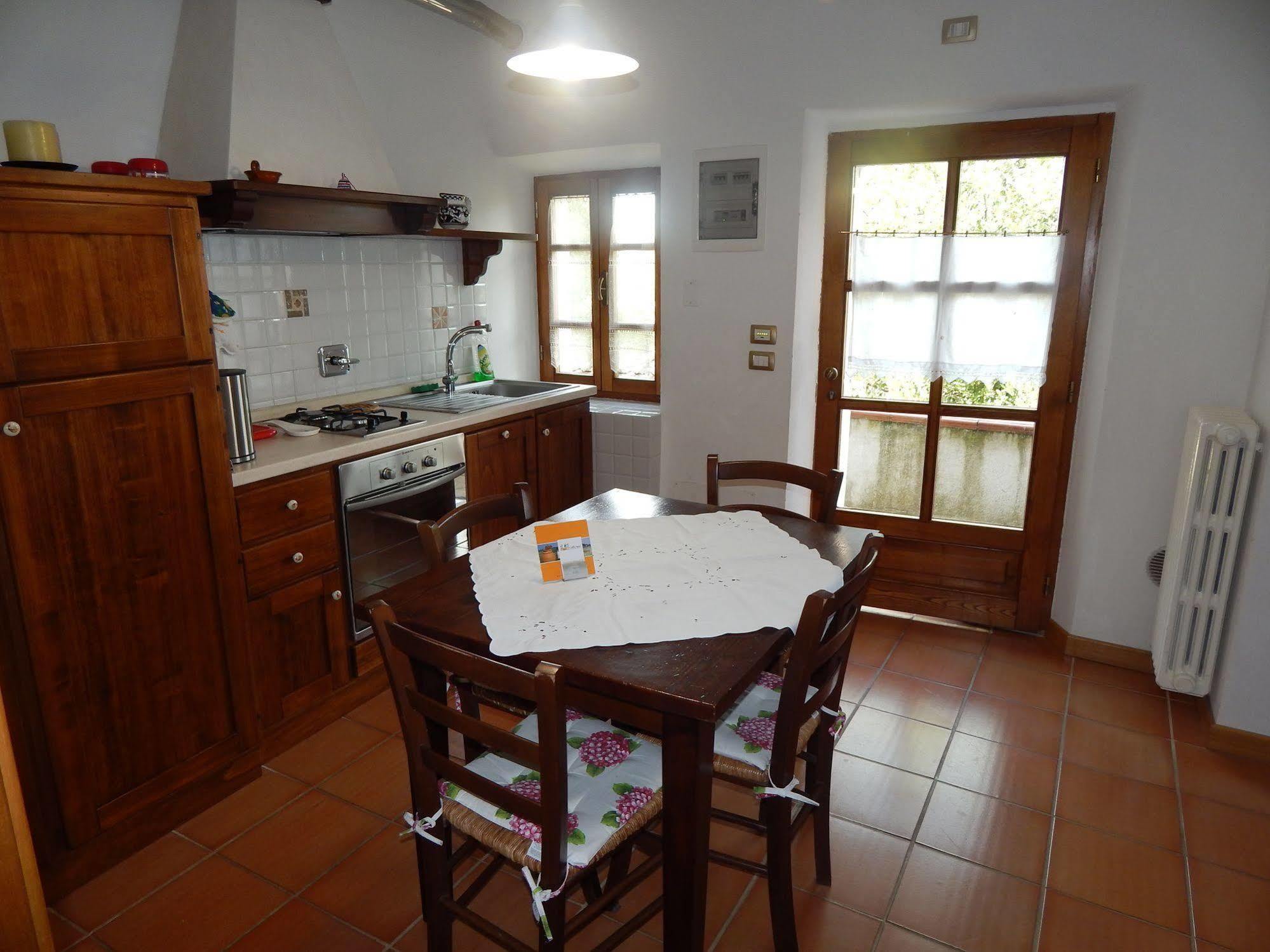 Fullino Nero Rta - Residenza Turistico Alberghiera Sienne Extérieur photo